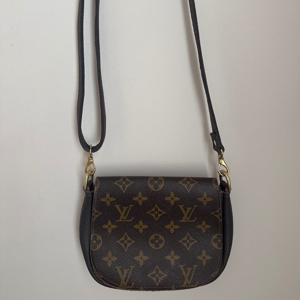 Louis Vuitton Crossbody